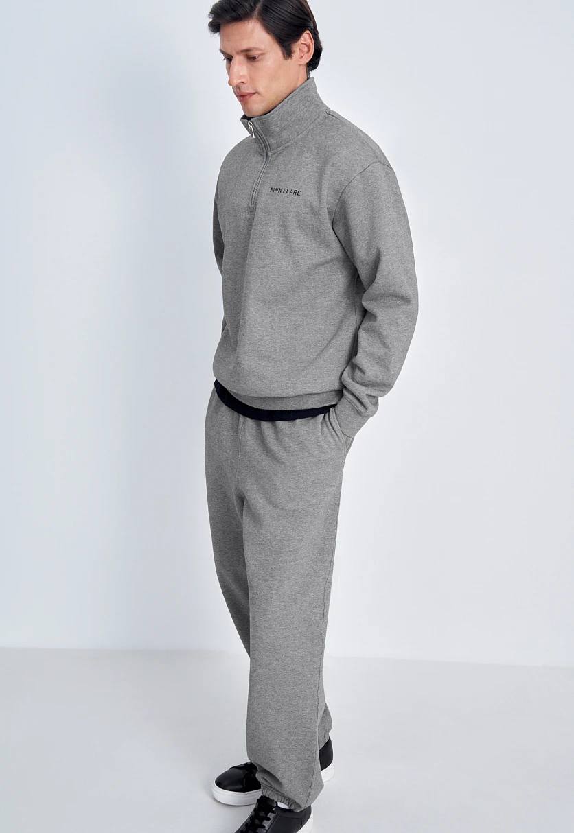 Zip-Up Stand Collar Sweatshirt